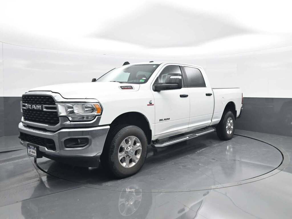 2024 Ram 2500 Big Horn Crew Cab 4x4 6'4" Box