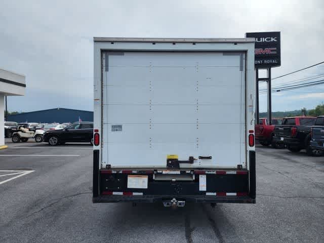 2018 Ford E-350 Cutaway 