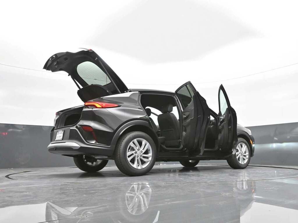 2025 Buick Envista Preferred FWD