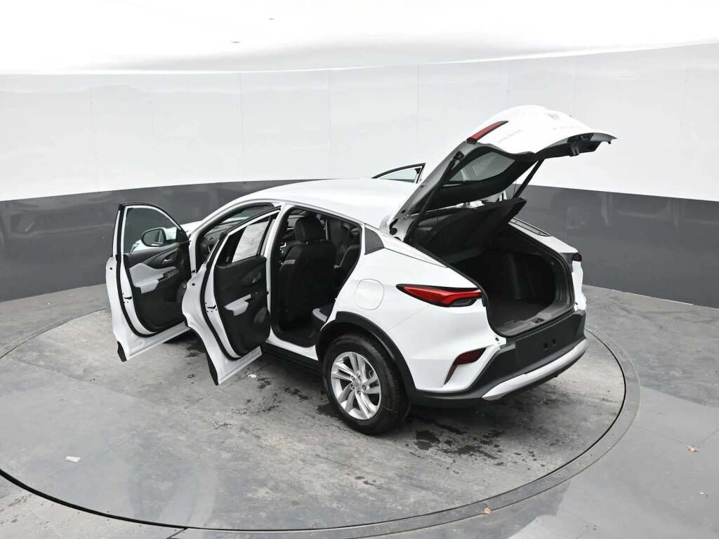 2025 Buick Envista Preferred FWD