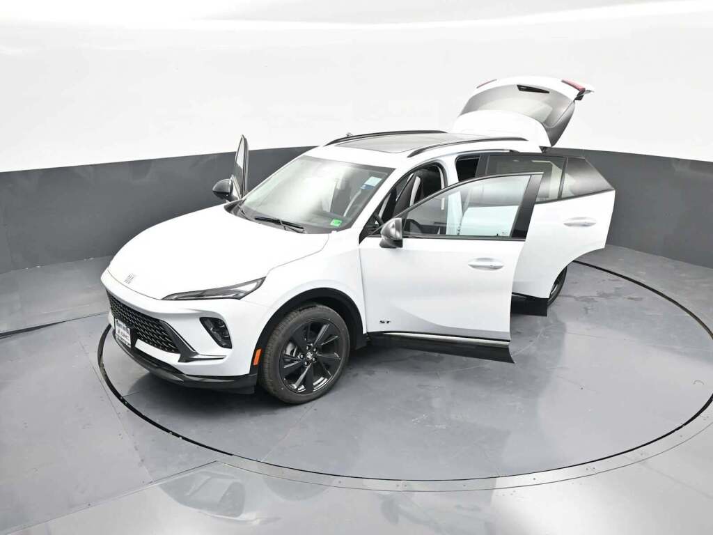 2025 Buick Envision Sport Touring AWD