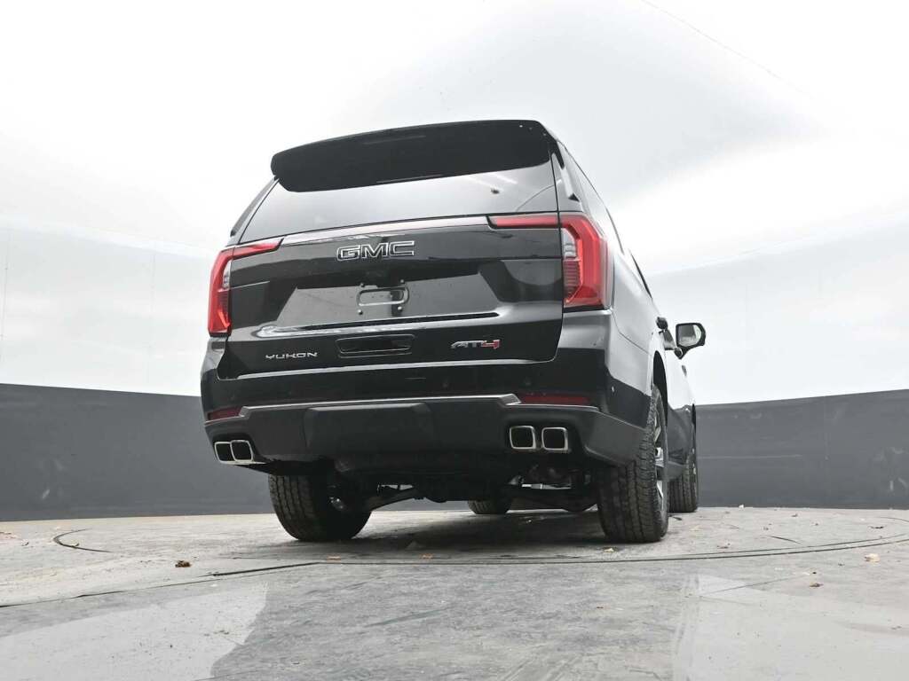 2025 GMC Yukon 4WD AT4 Ultimate