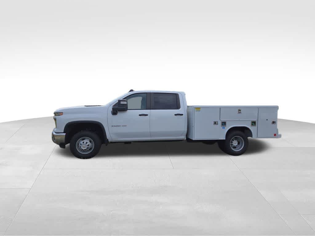 2024 Chevrolet Silverado 3500HD Chassis Work Truck