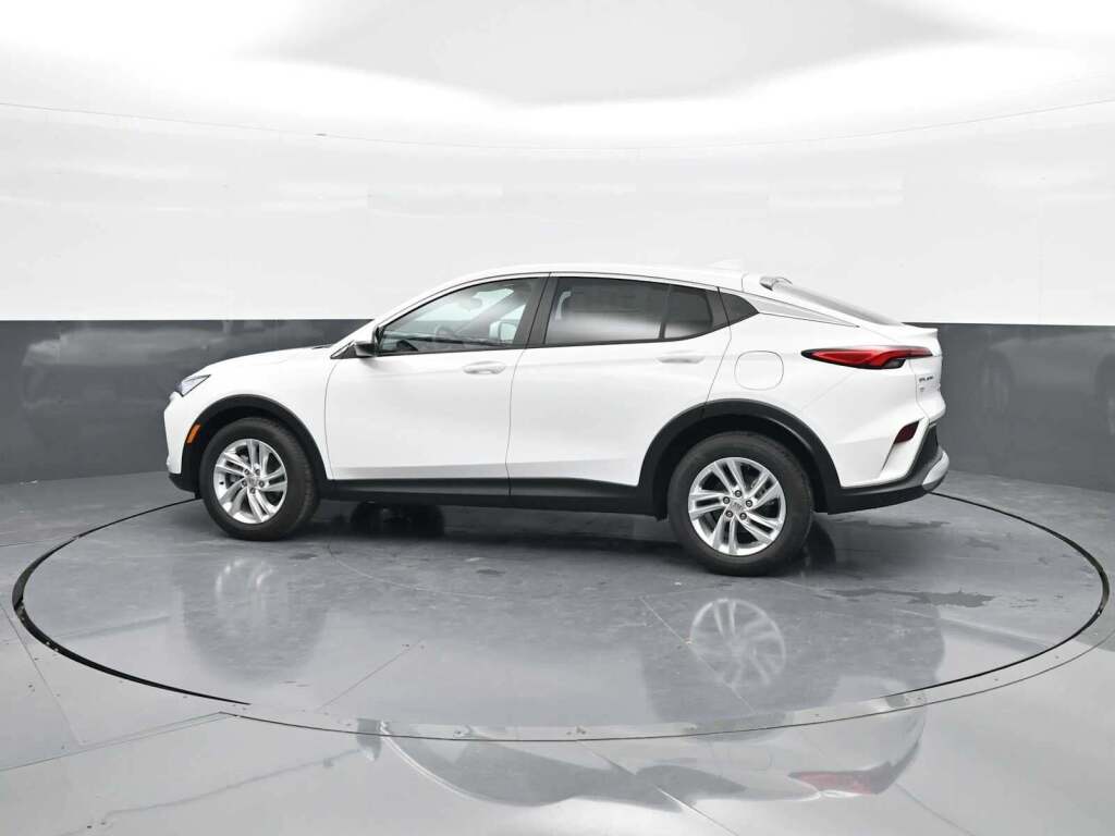 2025 Buick Envista Preferred FWD