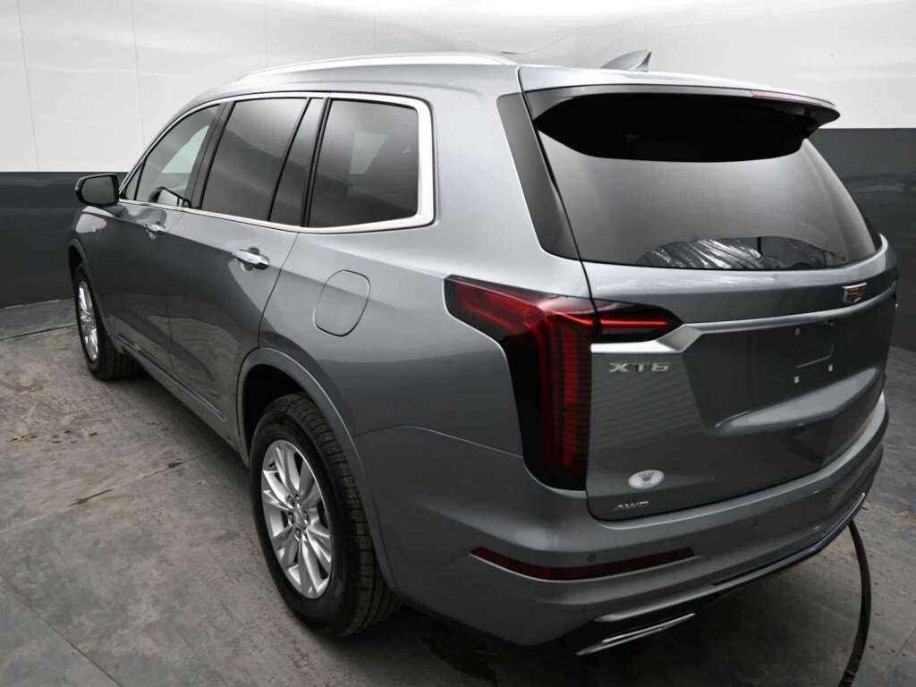2025 Cadillac XT6 AWD Luxury
