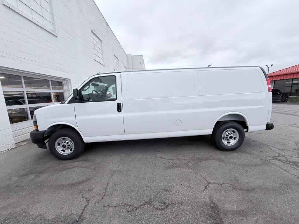 2025 GMC Savana Cargo RWD 3500 Extended Wheelbase Work Van
