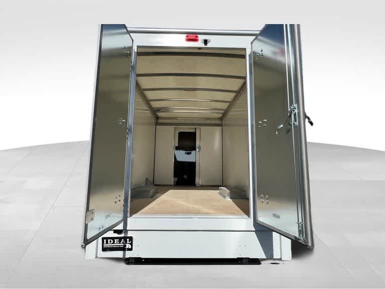 2023 Chevrolet Express Cutaway Work Van