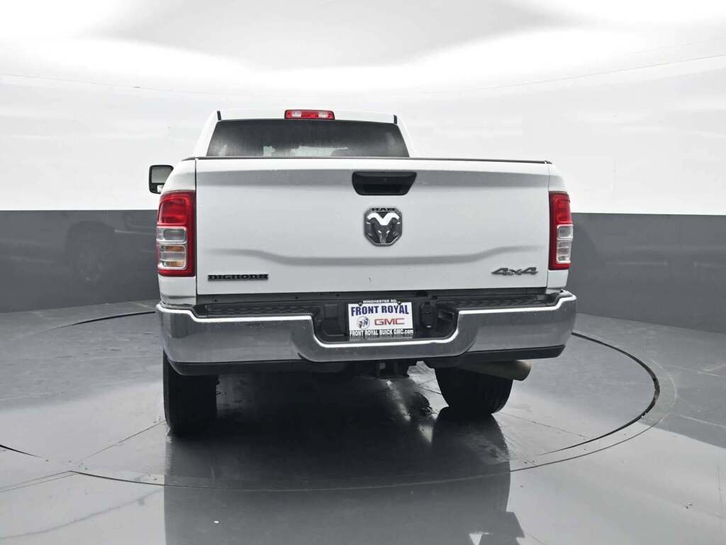 2024 Ram 2500 Big Horn Crew Cab 4x4 6'4" Box