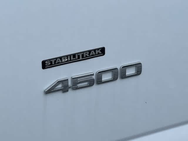 2023 GMC Savana Cutaway 4500 Van