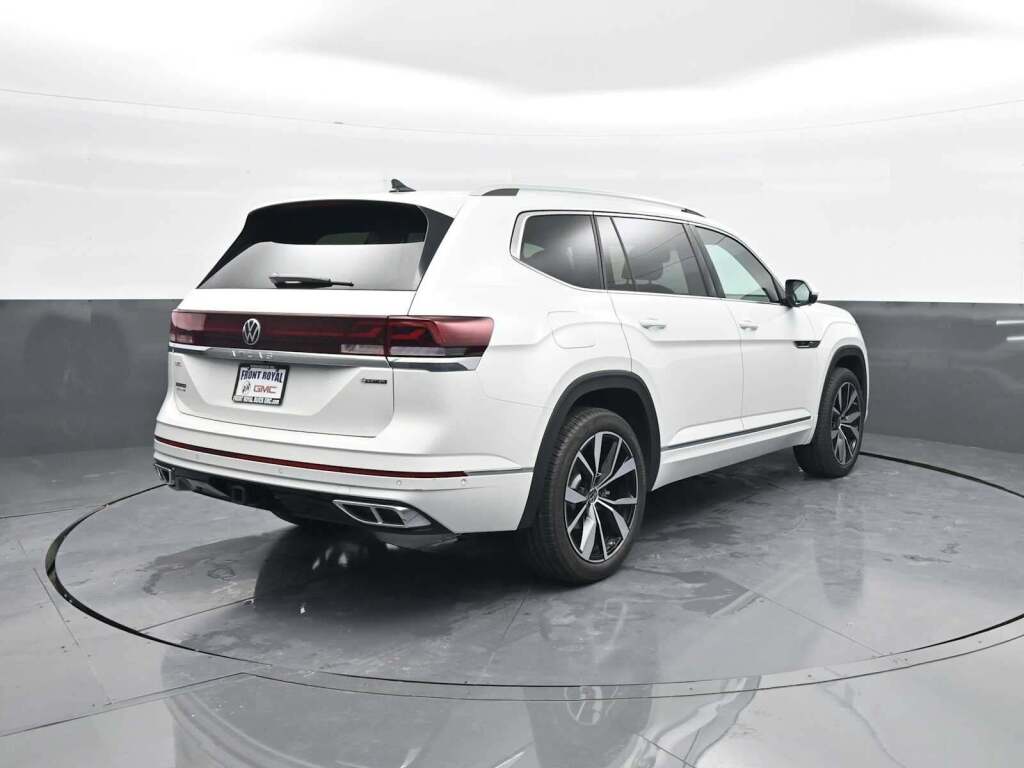 2025 Volkswagen Atlas 2.0T SEL Premium R-Line