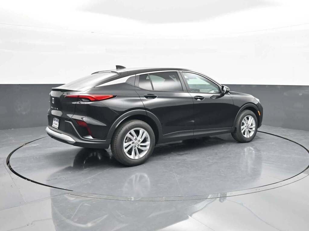 2025 Buick Envista Preferred FWD