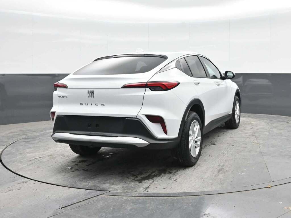 2025 Buick Envista Preferred FWD