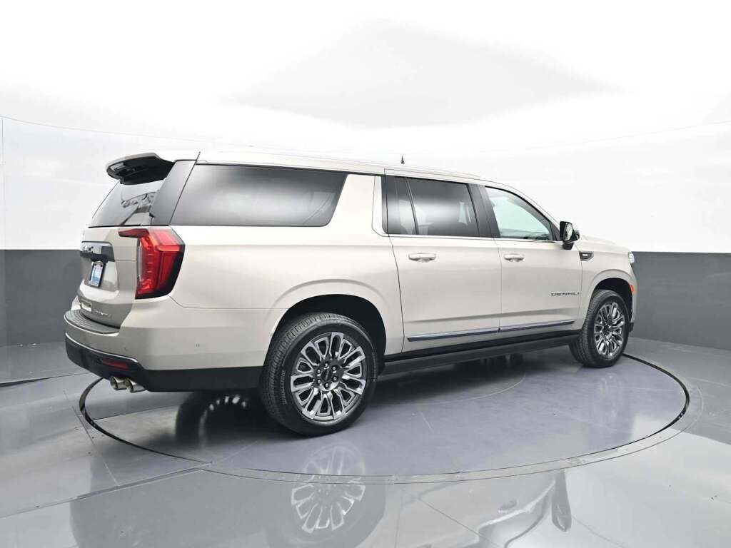 2023 GMC Yukon XL 4WD Denali Ultimate