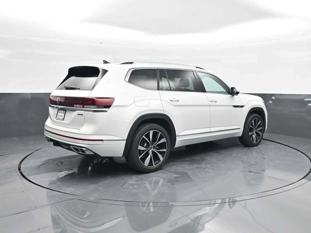 2025 Volkswagen Atlas 2.0T SEL Premium R-Line