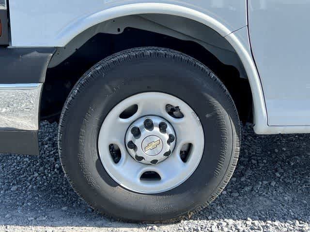 2023 Chevrolet Express Cutaway Work Van