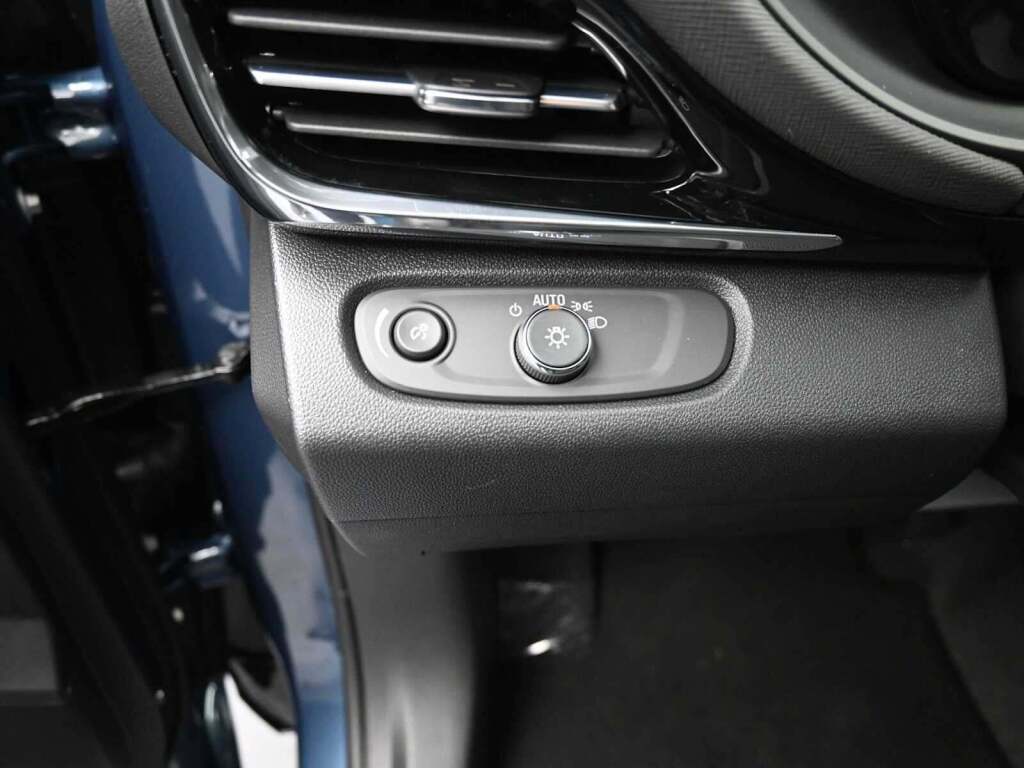 2026 Buick Envista Sport Touring FWD