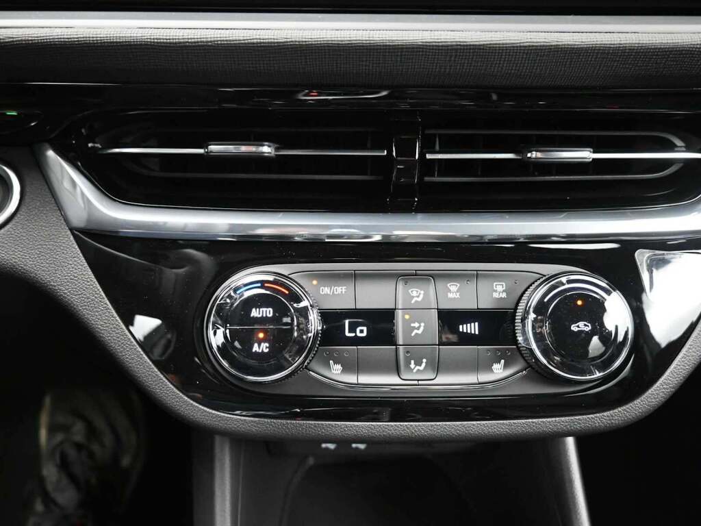 2026 Buick Envista Sport Touring FWD