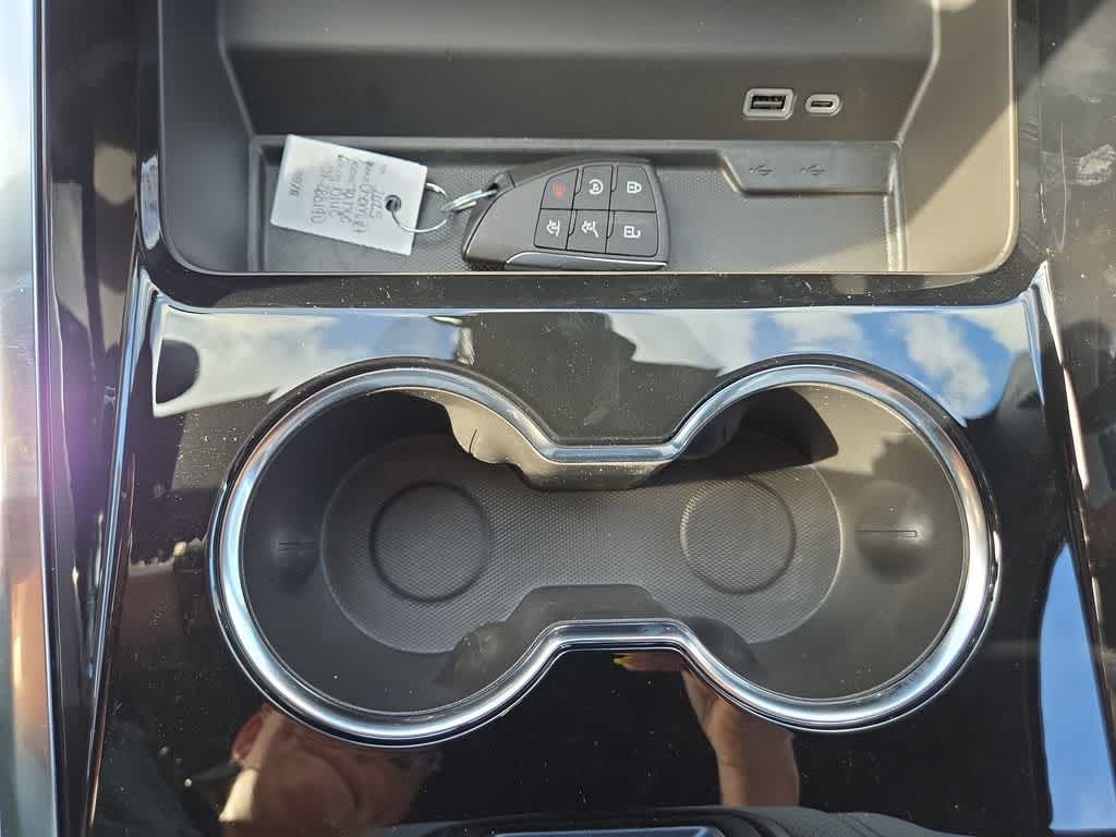 2025 Chevrolet Tahoe 4WD Premier