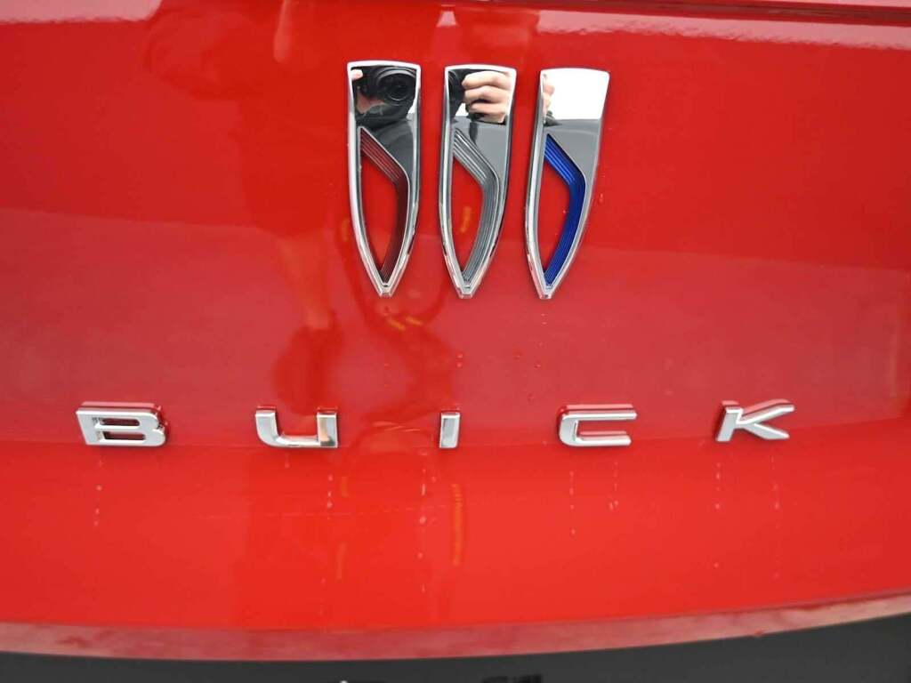2026 Buick Envista Preferred FWD