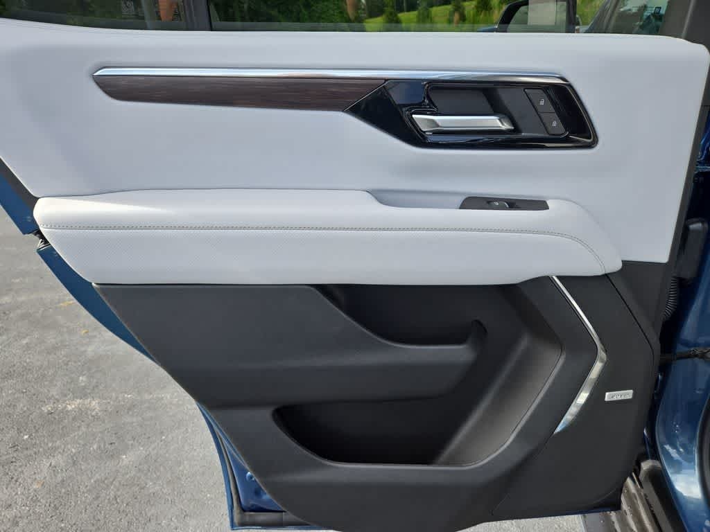 2025 Chevrolet Tahoe 4WD Premier