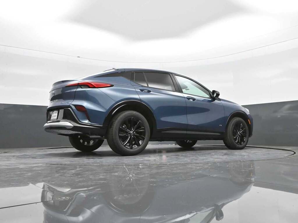 2026 Buick Envista Sport Touring FWD