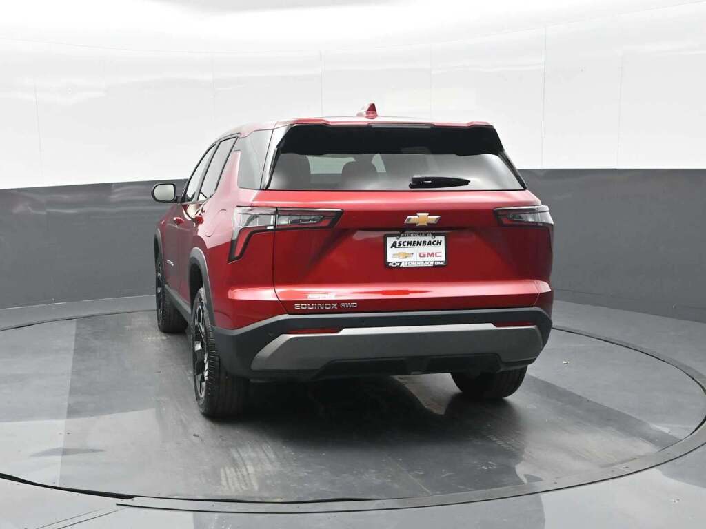 2026 Chevrolet Equinox AWD LT