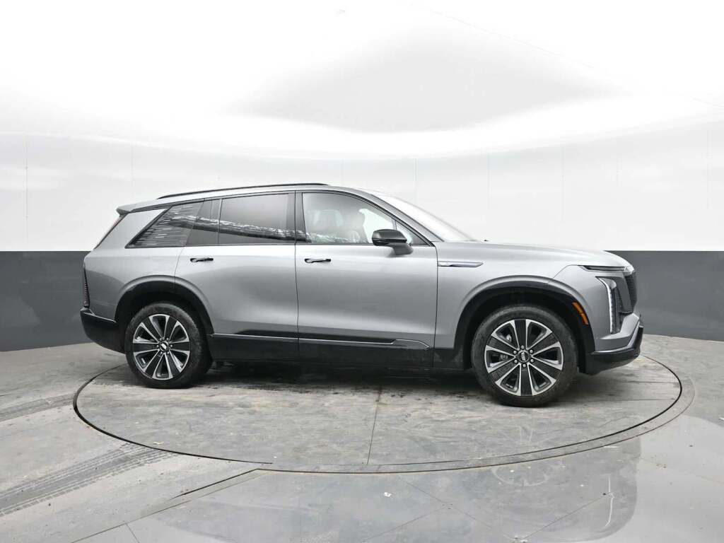 2026 Cadillac VISTIQ Sport