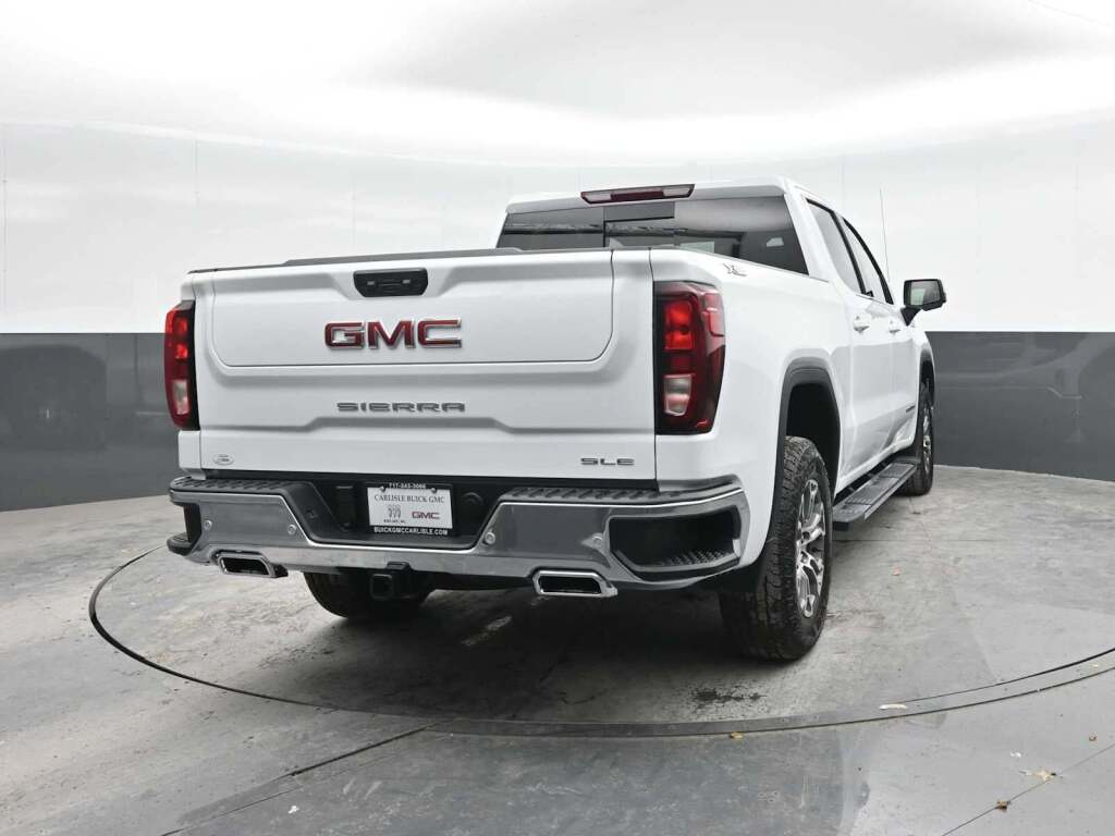 2026 GMC Sierra 1500 SLE