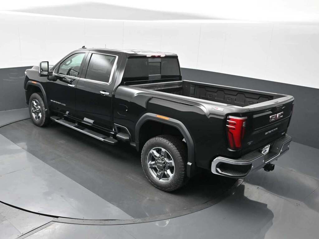 2025 GMC Sierra 2500HD SLT