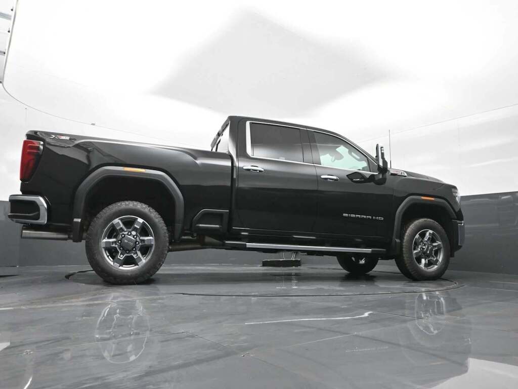2025 GMC Sierra 2500HD SLT