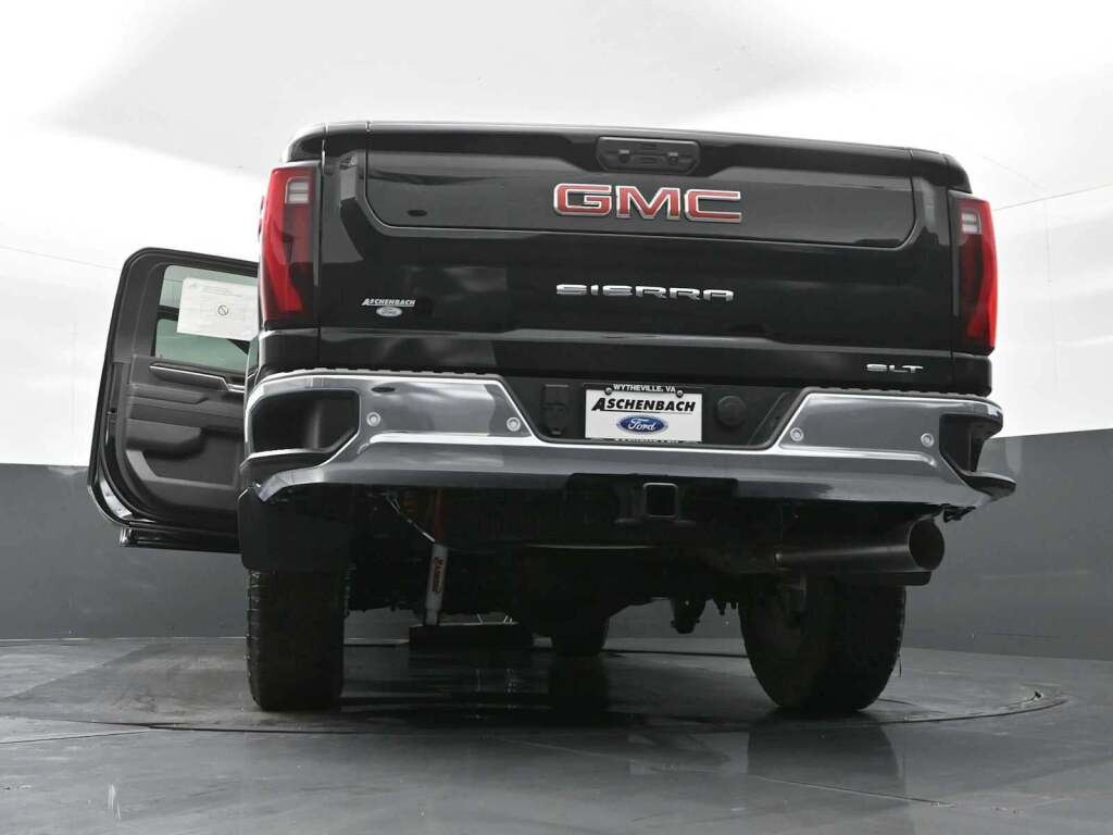 2025 GMC Sierra 2500HD SLT
