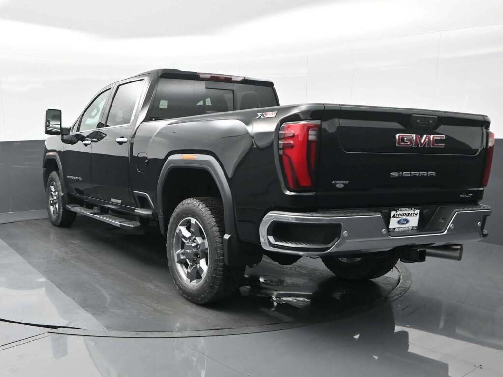 2025 GMC Sierra 2500HD SLT