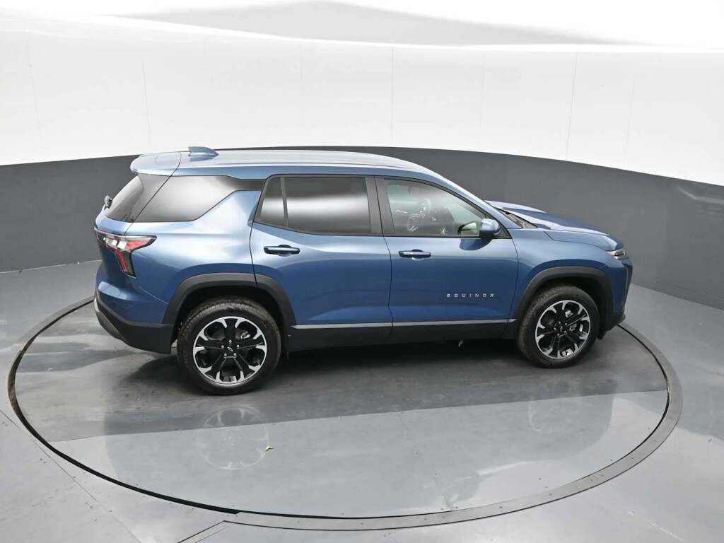 2026 Chevrolet Equinox AWD LT