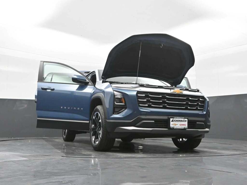 2026 Chevrolet Equinox AWD LT