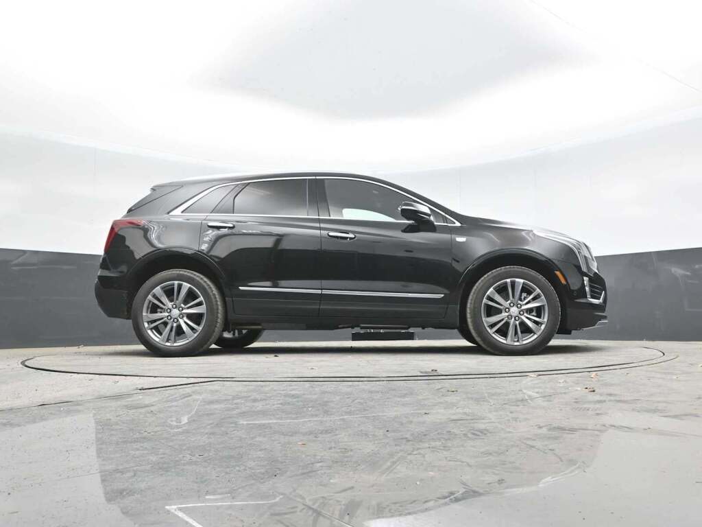 2025 Cadillac XT5 AWD Premium Luxury
