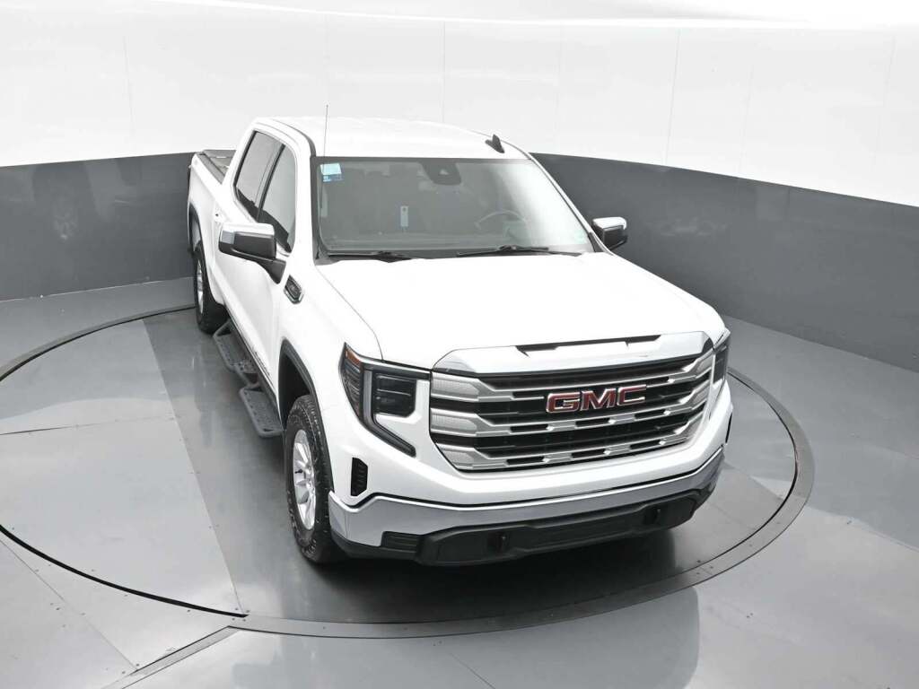 2023 GMC Sierra 1500 SLE