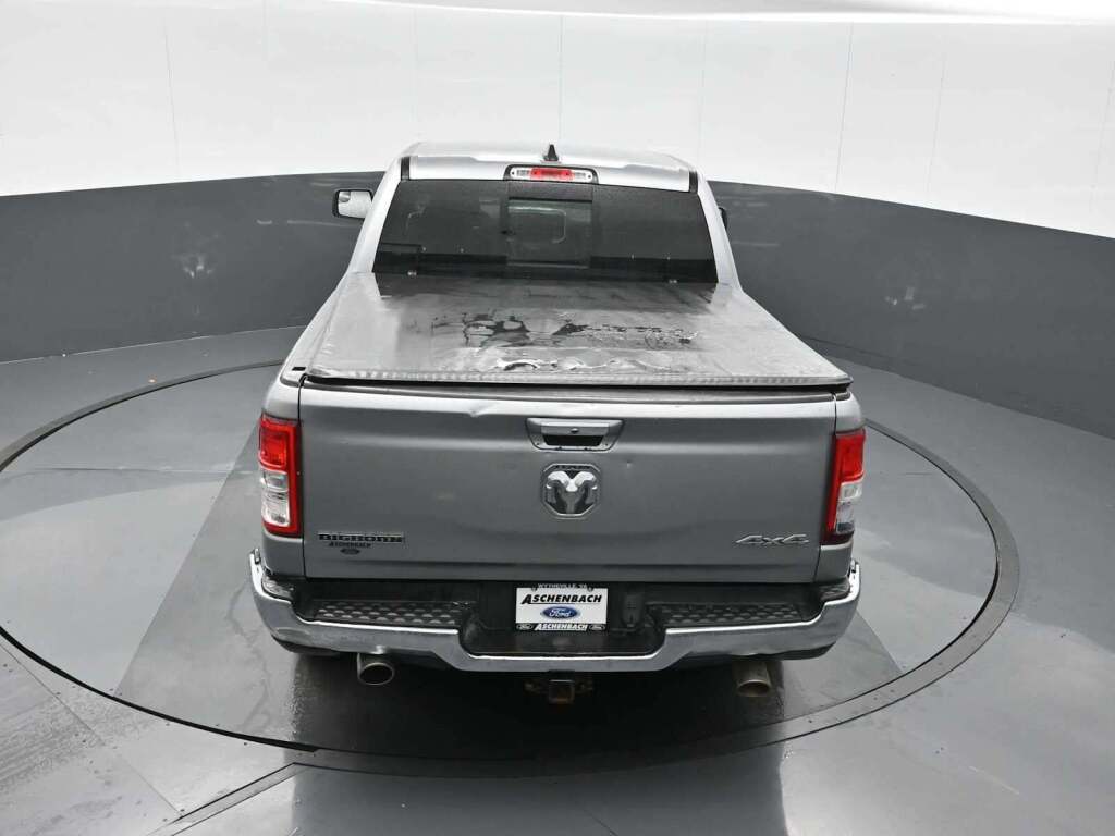 2020 Ram 1500 Big Horn Crew Cab 4x4 5'7" Box