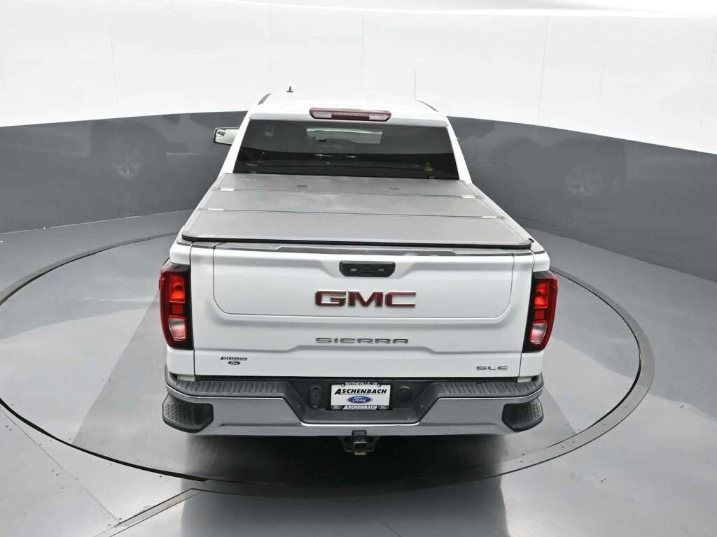 2023 GMC Sierra 1500 SLE