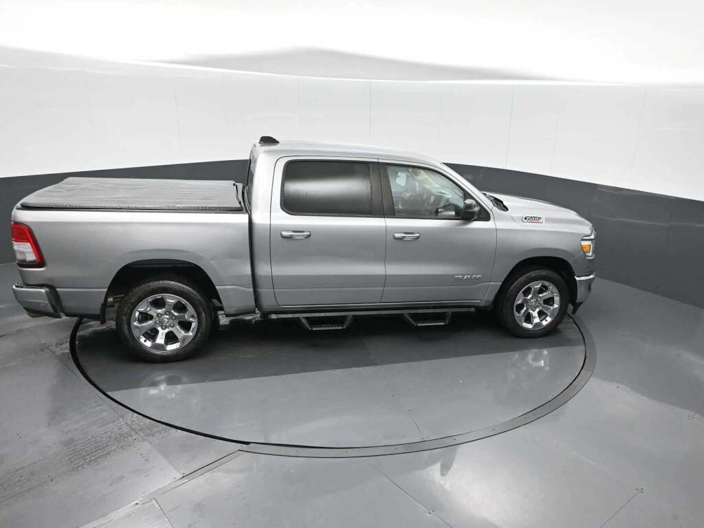 2020 Ram 1500 Big Horn Crew Cab 4x4 5'7" Box