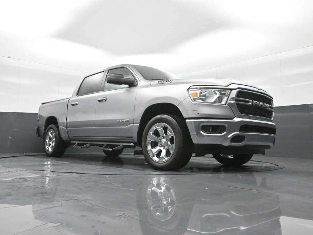 2020 Ram 1500 Big Horn Crew Cab 4x4 5'7" Box