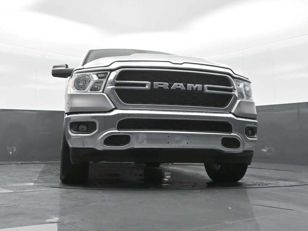 2020 Ram 1500 Big Horn Crew Cab 4x4 5'7" Box