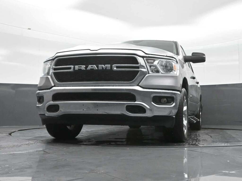2020 Ram 1500 Big Horn Crew Cab 4x4 5'7" Box