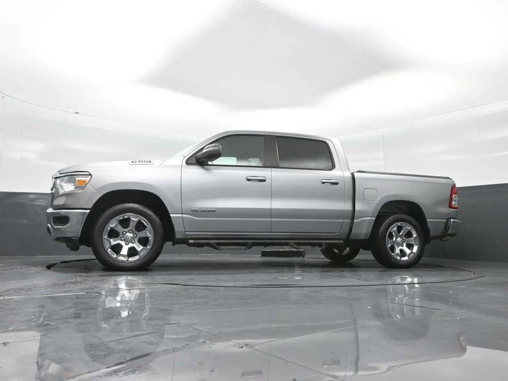2020 Ram 1500 Big Horn Crew Cab 4x4 5'7" Box