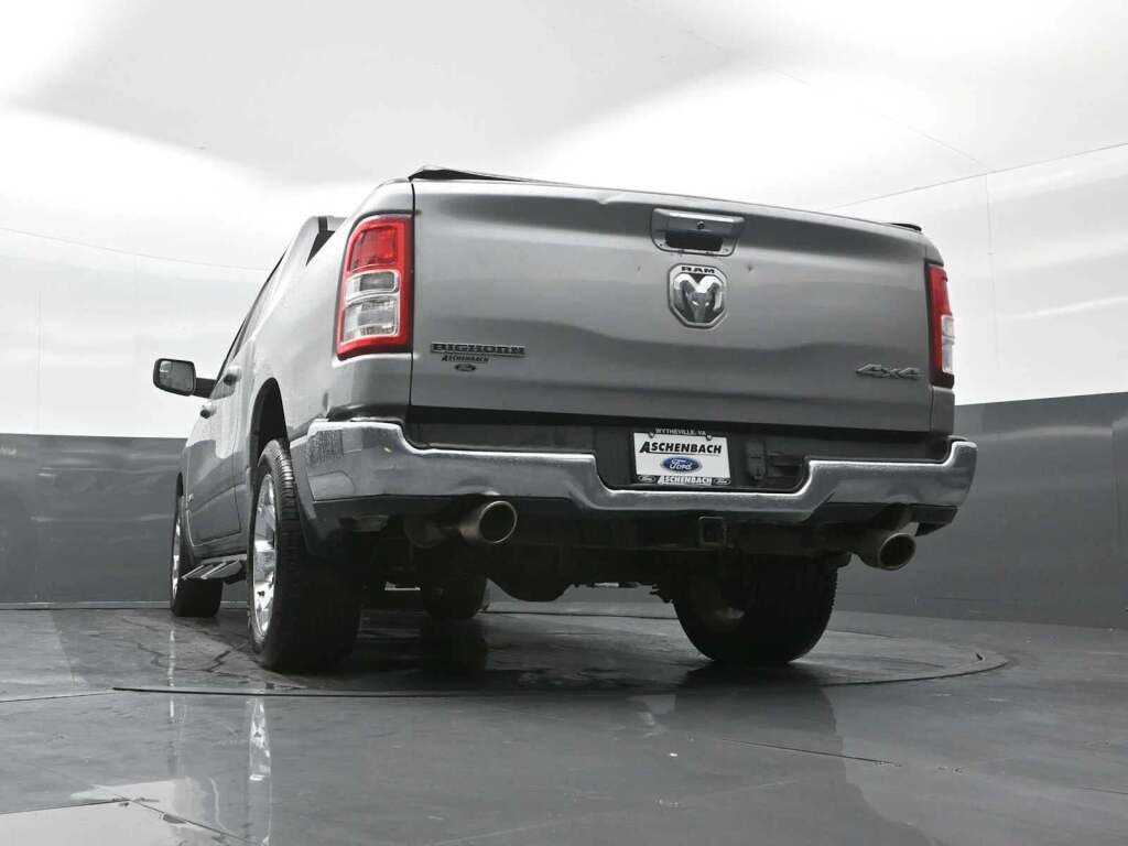 2020 Ram 1500 Big Horn Crew Cab 4x4 5'7" Box