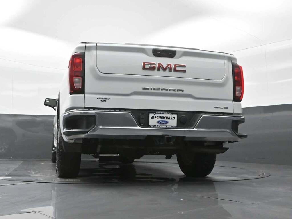 2023 GMC Sierra 1500 SLE