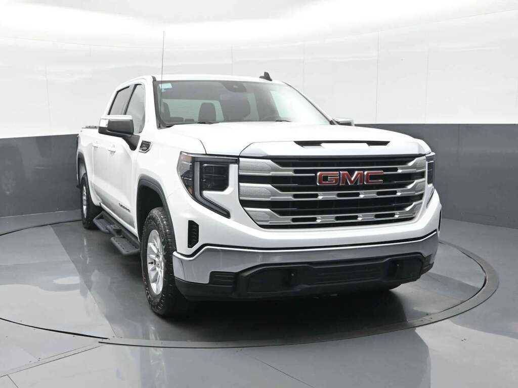 2023 GMC Sierra 1500 SLE