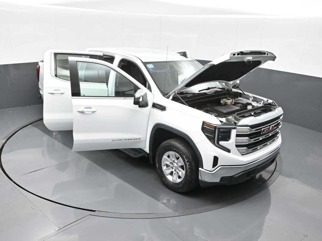 2023 GMC Sierra 1500 SLE