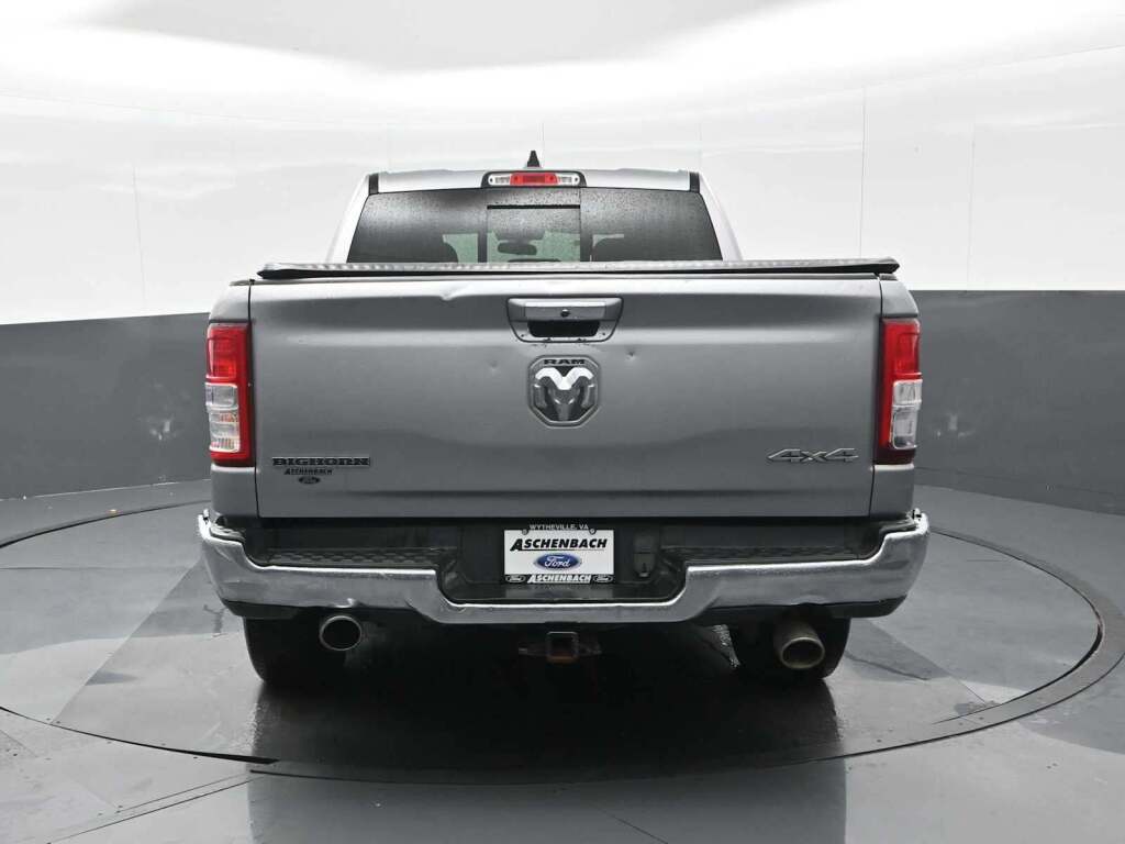 2020 Ram 1500 Big Horn Crew Cab 4x4 5'7" Box