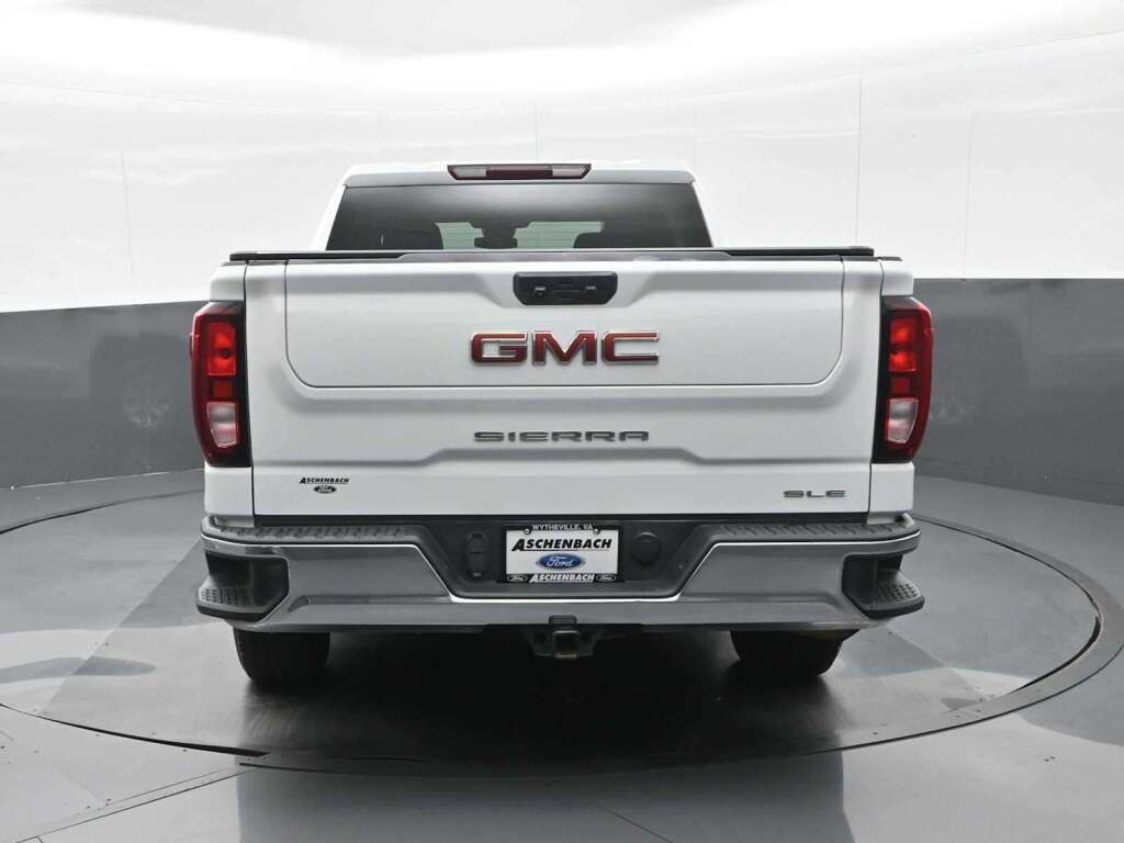 2023 GMC Sierra 1500 SLE