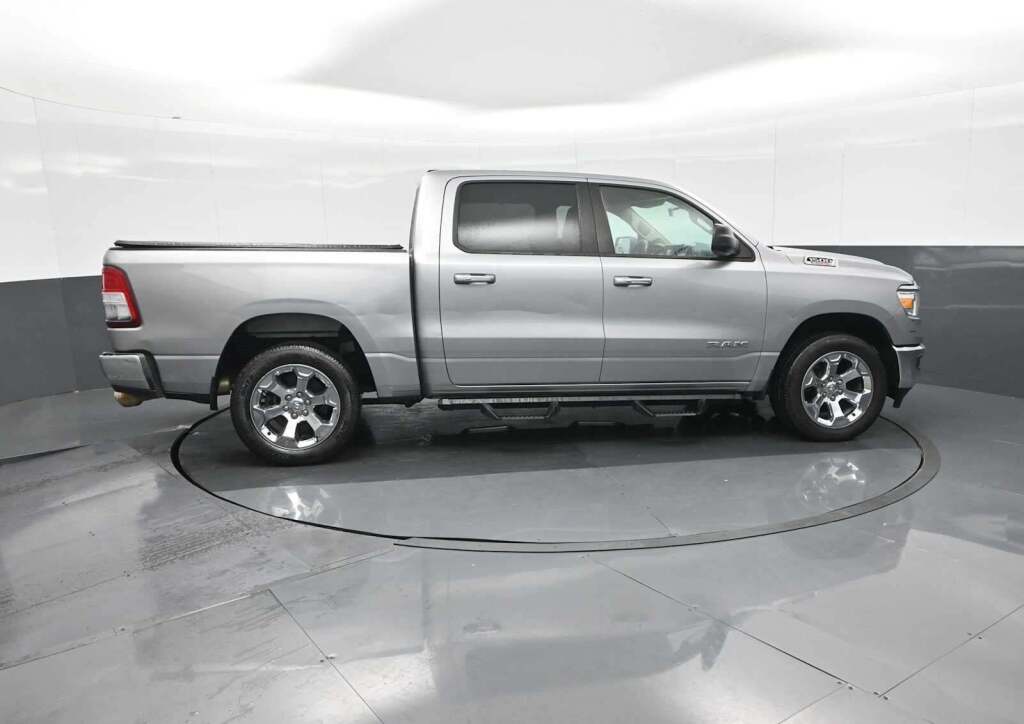 2020 Ram 1500 Big Horn Crew Cab 4x4 5'7" Box